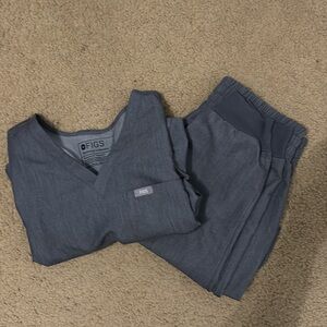 FIGS Scrub Set in Graphite